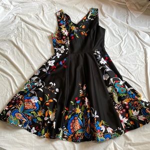 🌹Beautiful dress🖤like new condition